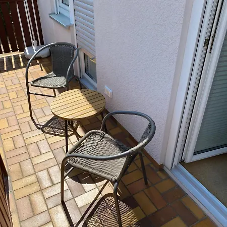 Ferienwohnung Am Holzberg In Volkach Mit Weitblick Exterior photo